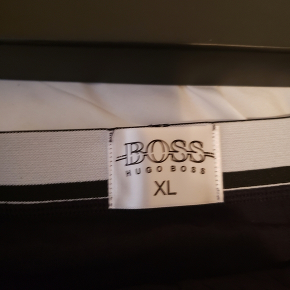 Boss Men's Black and White Boxer Briefs Set - Picture 3 of 3